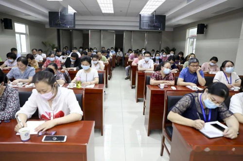 答疑面對面 服務(wù)心貼心——市人社局送服務(wù)上門，為衛(wèi)生系統(tǒng)職稱業(yè)務(wù)答疑解惑并保障信息系統(tǒng)運(yùn)行維護(hù)服務(wù)